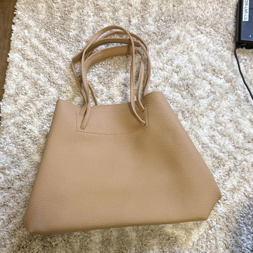 8 Other Reasons purse- never used!